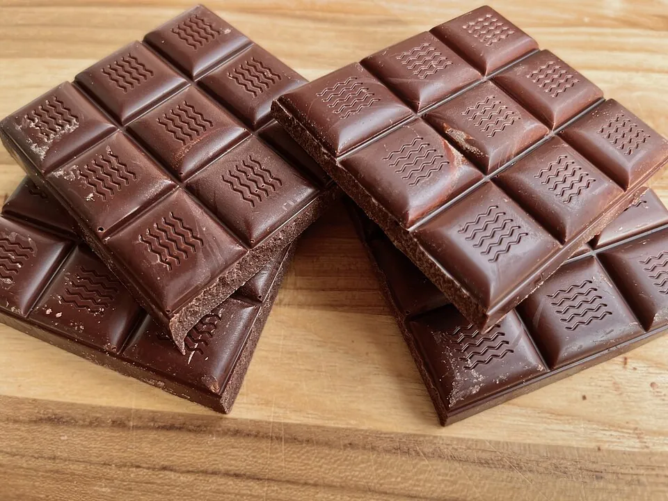 割った板チョコ